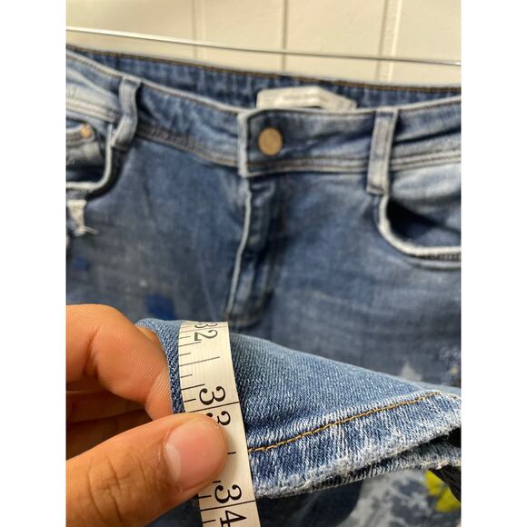 Zara Distressed Paint Splattered Light Wash Womans Jeans SZ4 - Picture 2 of 6